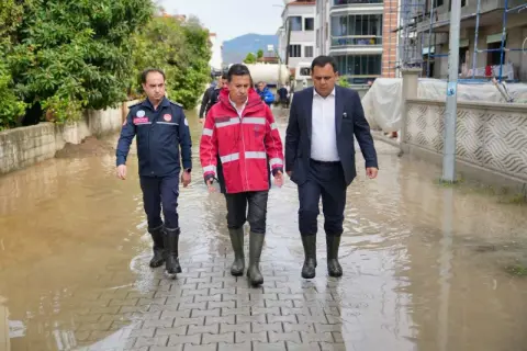 Dalaman’da Sel Seferberliği: Tersakan Deresi Taştı, 130 Personel Sahada