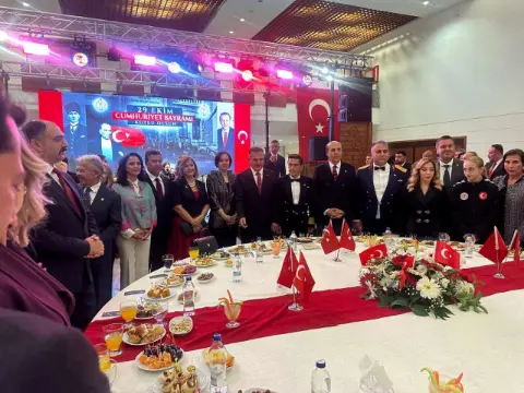 Muğla’da Cumhuriyet’in 103. Yılına Özel Kabul Töreni: Gençlik Korosu Sahne Aldı