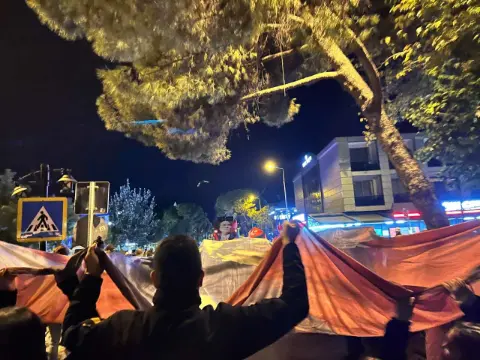 Menteşe ‘de Fener Alayı Çoşkusu