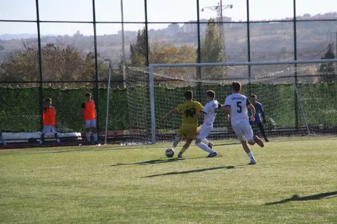 U17’de Tekirdağ 100 Yılspor ile Süleymanpaşa Namık Kemalspor puanları paylaştı: 1-1