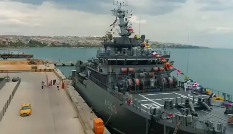 TCG Işın, Ceyport Limanı'nda ziyaretçilerini ağırlayacak