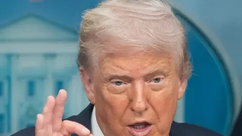 Trump: İran'a bugün saldırı yok