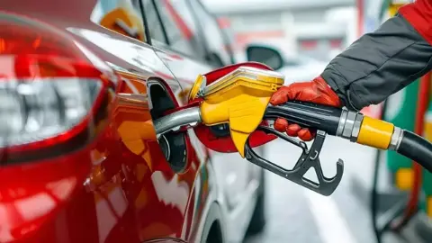 Akaryakıtta ÖTV Alarmı: Motorin 100 TL Sınırına Dayanabilir