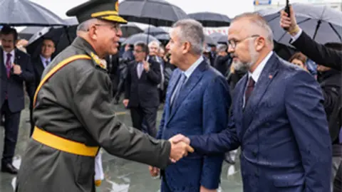 İnegöl'de 29 Ekim Cumhuriyet Bayramı Kutlamaları Coşkuyla Başladı