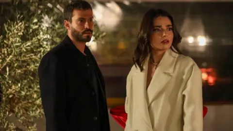 Muhtemel Aşk dizisinin bu akşamki bölümü hakkında karar — yayın durumu