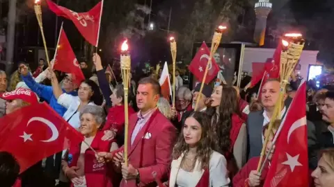 Bodrumlular 29 Ekim'de Cumhuriyet Bayramı fener alayında buluştu