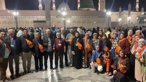Manisalı ailelerin tatildeki tercihi umre ziyareti