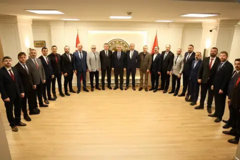 TSO Başkanı Şengüloğlu ve ekibi Vali Makas’ın konuğu oldu