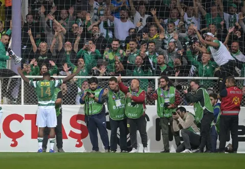 Bursaspor, 6 gollü maçta Ankara'da kazandı!