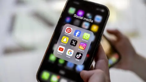 15 yaş altına sosyal medya yasağı: e-Devlet yaş doğrulaması