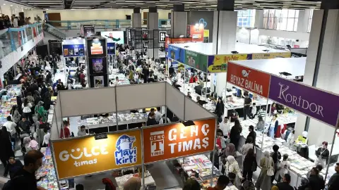 Balıkesir Kitap Fuarı 10 günde 216 bin ziyaretçi çekti