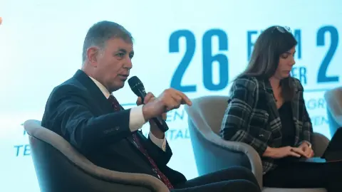 Başkan Tugay’dan iklim krizi uyarısı: enerji ve su verimliliğine öncelik