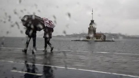 İstanbul’da sağanak yağış: en riskli bölgeler ve alınacak önlemler