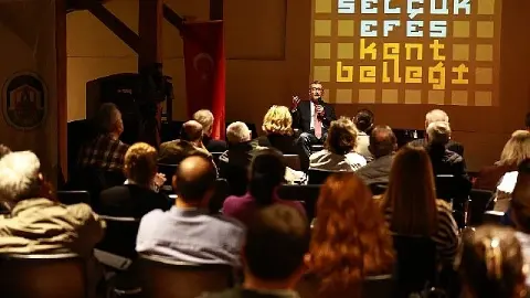 Cumhuriyetin eylem ve fikir insanı Mahmut Esat Bozkurt Efes Selçuk'ta anıldı