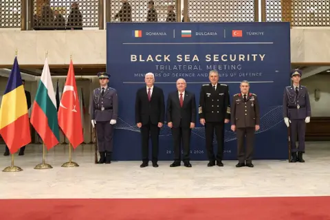 Sofya’da Türkiye-Bulgaristan-Romanya Savunma Bakanları toplantısı