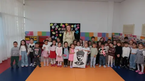 Konak'da 9 noktada ücretsiz Mutlu Çocuklar Oyun Evleri hizmeti