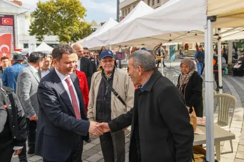Kadın girişimciler Cumhuriyet coşkusuyla Osmangazi'de buluştu