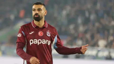 Salah krizi büyüyor! Mısır'dan Trabzon'a özel heyet geliyor, Federasyon devrede