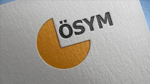 ÖSYM Başkanı Ersoy, Yükseköğretim Kurumları Sınavı'nın (2027-YKS) 19-20 Haziran'da yapılacağını, sınava başvuruların 4 Şubat-2 Mart tarihlerinde alınacağını bildirdi