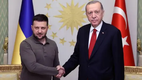 Cumhurbaşkanı Erdoğan ve Zelenskiy açıklama yapıyor