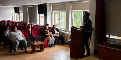 Karpuzlu’da öğrenci velileri ve okul personeline güvenlik bilgilendirmesi
