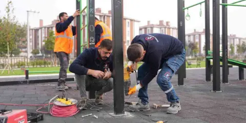 23 Nisan Parkı’nda bakım ve yenileme çalışmaları başladı