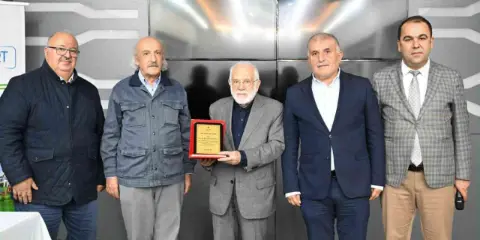 Prof. Dr. İhsan Süreyya Sırma'Bir Değer Bir Ömür' Projesi İçin Yeşilyurt'ta Konuştu