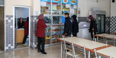 Selçuklu'da kantinlere denetim
