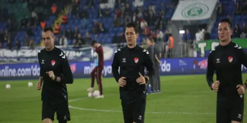 Skandal Kararlar Karadeniz Derbisine Damga Vurdu: Çaykur Rizespor 3 - Halil Umut Meler 4!