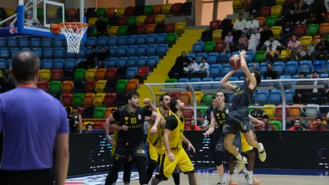 Konya Büyükşehir Basketbol'da çöküşe geçti! Göztepe'ye mağlup