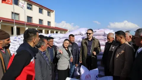 Doğubayazıt Çiftçileri İçin 20 Ton Buğday Tohumu Dağıtıldı