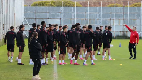 Sivasspor’un yeni teknik direktörü Çağdaş Çavuş, takıma güveniyor