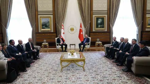Cumhurbaşkanı Erdoğan, KKTC Cumhurbaşkanı Erhürman ile görüştü