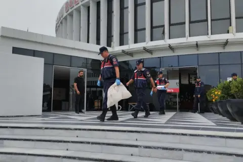 Bolu Belediyesi'ne operasyon! Başkan Yardımcısı Özdemir dahil 4 kişi gözaltına alındı