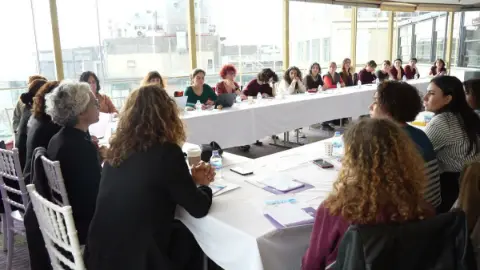 DEM Parti Kadın Meclisi İstanbul'da 2027 bütçesini kadın emeği odağında tartıştı