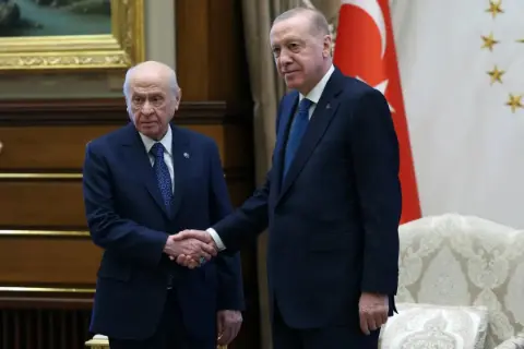 Erdoğan ile Bahçeli arasında sürpriz görüşme! Saati belli oldu