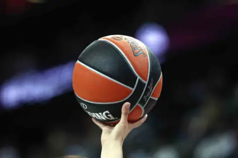 EuroLeague Dörtlü Finalleri 2027 ve 2029'da Abu Dabi'deki Etihad Arena'da yapılacak