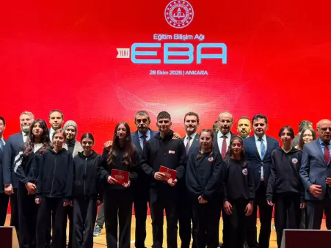 Bakan Tekin, yapay zeka destekli yeni EBA'yı 6 milyon aktif kullanıcıyla tanıttı