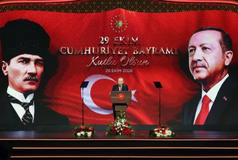 Emine Erdoğan'dan TDT Zirvesi paylaşımı