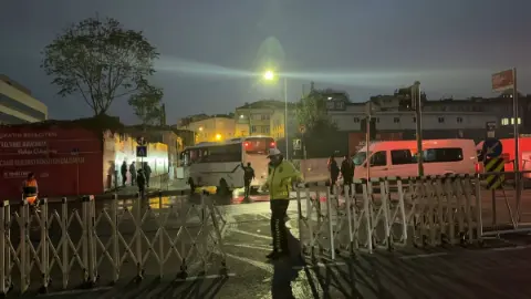 İstanbul'da 103. yıl Cumhuriyet Bayramı için Vatan Caddesi trafiğe kapatıldı