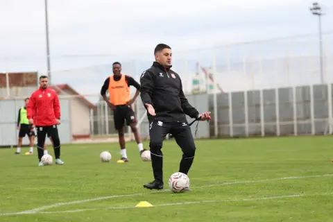 Sivasspor’da teknik direktör Çağdaş Çavuş oldu!