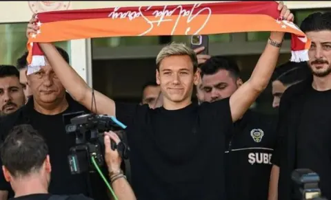 Batrakov Galatasaray karnesi, istatistikleri: Batrakov serbest kalma bedeli var mı, piyasa değeri ne kadar?