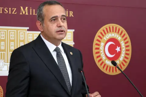 Ertuğrul Kaya Partisi’nden İstifa Etti!