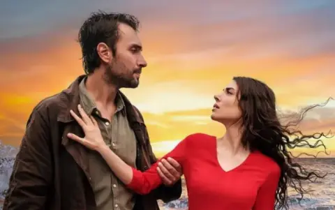 Kızılcık Şerbeti bu akşam var mı? 30 Ekim Cuma bu akşam Kızılcık Şerbeti yeni bölüm yayınlanacak mı?