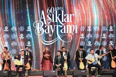 Konya’da 60. Âşıklar Bayramı’nda usta ozanlara büyük vefa