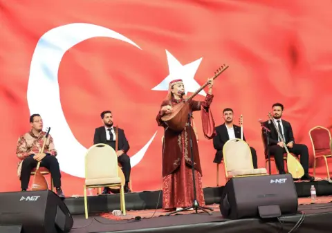 Konya’da 60. Âşıklar Bayramı’nda usta ozanlara büyük vefa