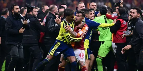 PFDK, Archie Brown’a 3, Abdülkerim Bardakcı’ya 2 maç men cezası verdi