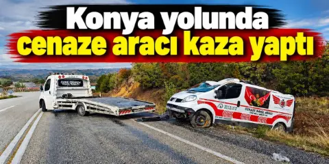 Isparta’da özel cenaze nakil aracı şarampole devrildi: 1 yaralı