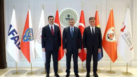 Başkan Tugay’dan Ankara’da İzmir İçin Kritik Temaslar