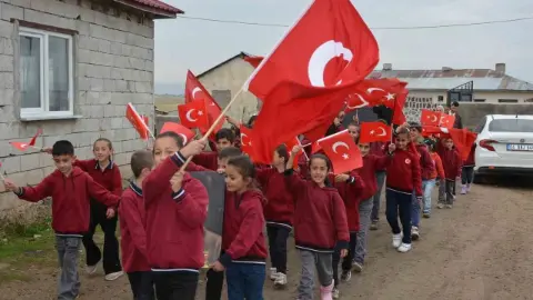Bozoğlak Çavuşlu Köyü İlkokulu'nda Cumhuriyet Bayramı Coşkusu